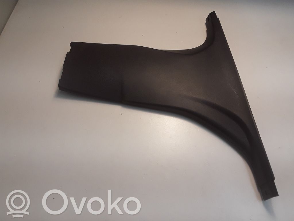 Volvo V40 (B) pillar trim (bottom) 