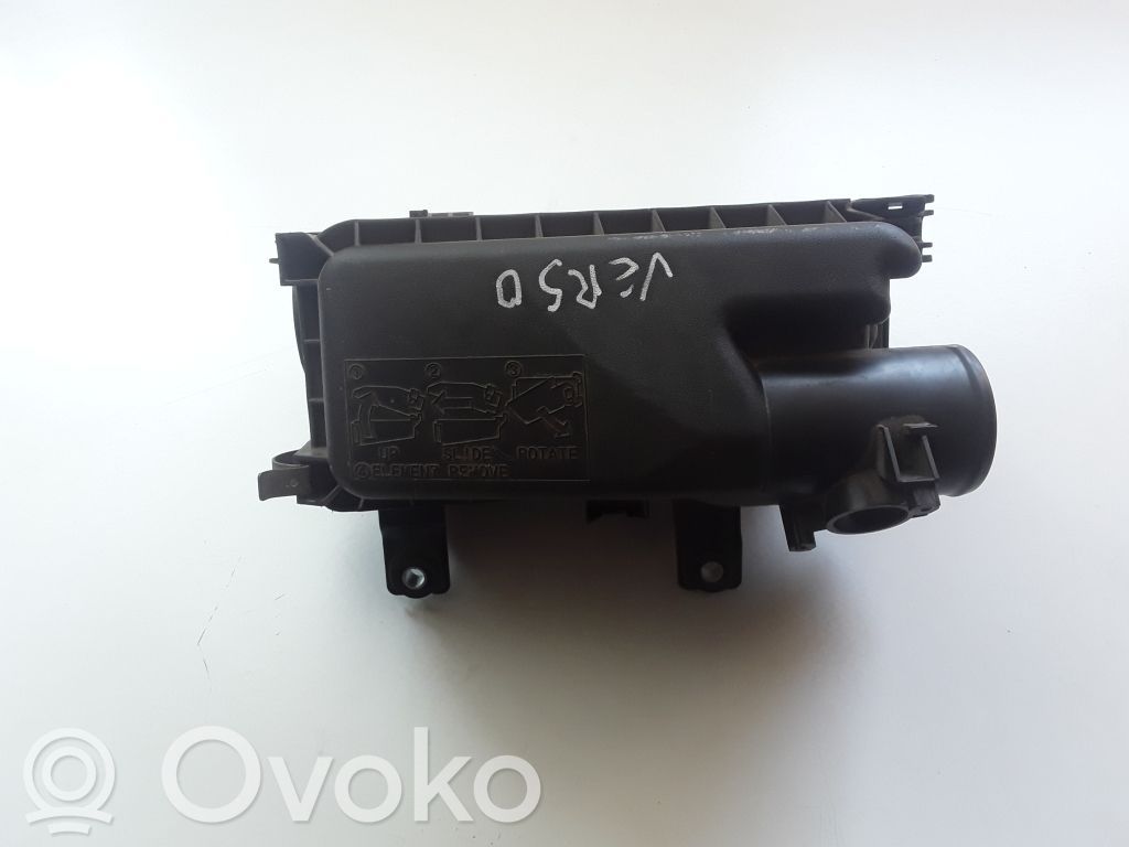 Toyota Verso-S Obudowa filtra powietrza 