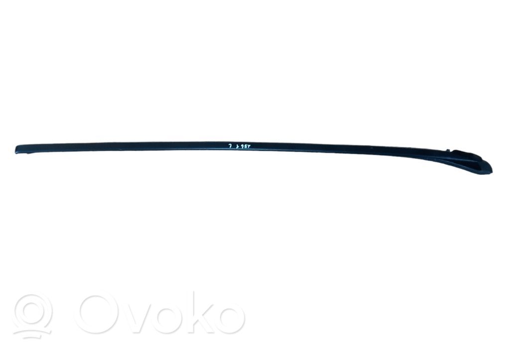 Opel Astra K Windshield trim 
