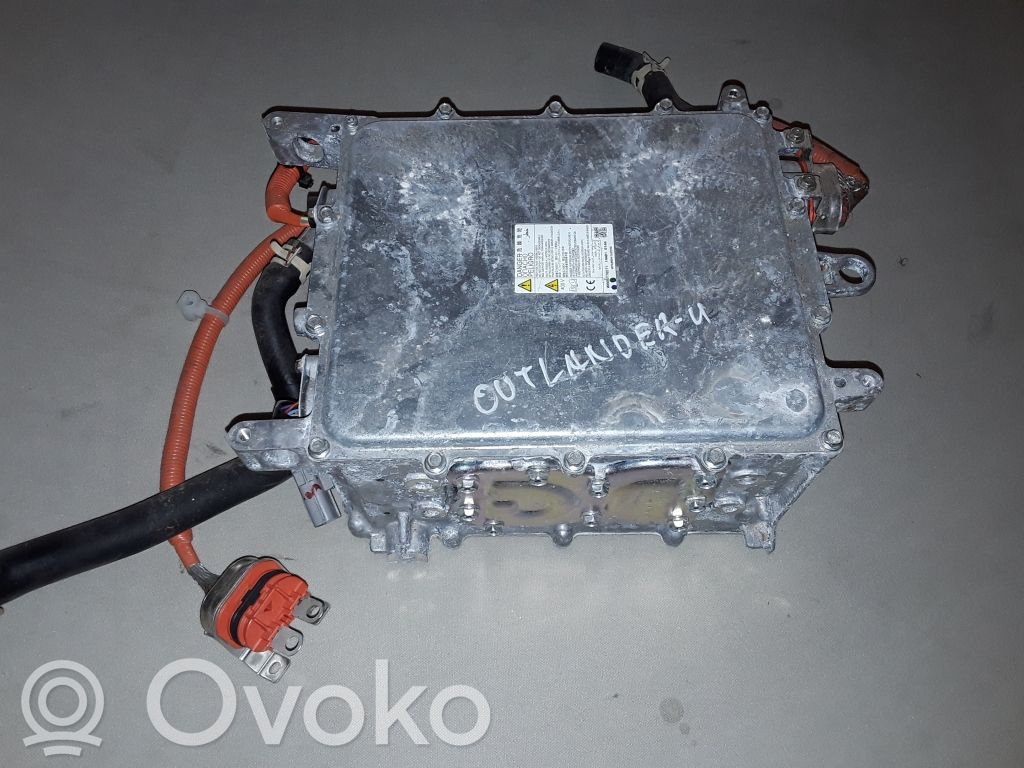 Mitsubishi Outlander Cargador de batería (opcional) 