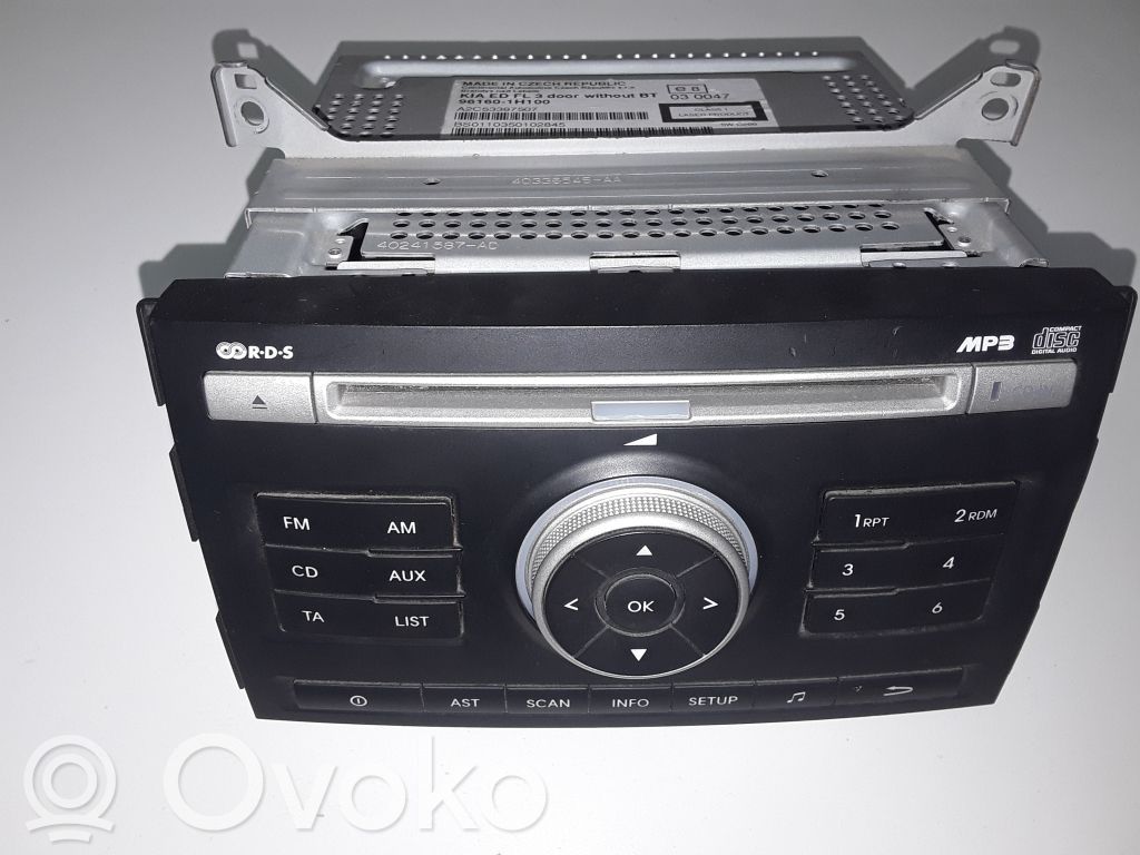 Panel / Radioodtwarzacz CD/DVD/GPS   961601H100