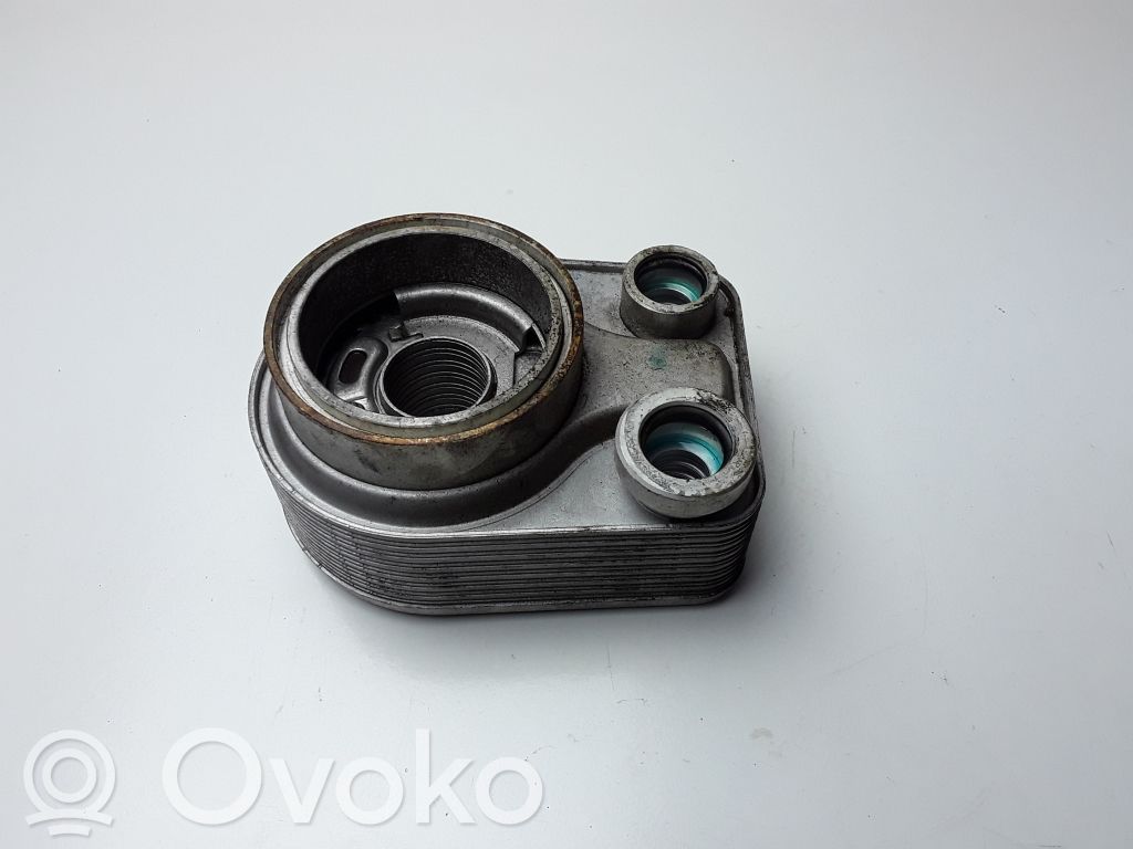 Nissan Note (E12) Öljynsuodattimen kannake 