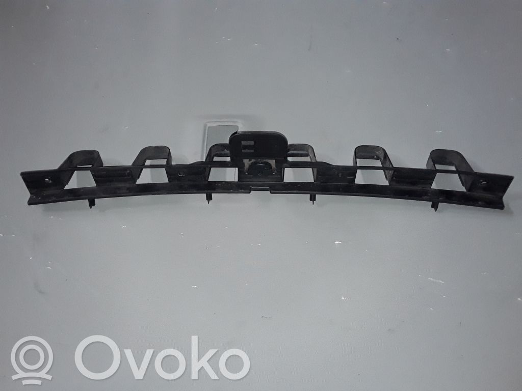 Uchwyt / Mocowanie zderzaka tylnego   BM51A17B861A