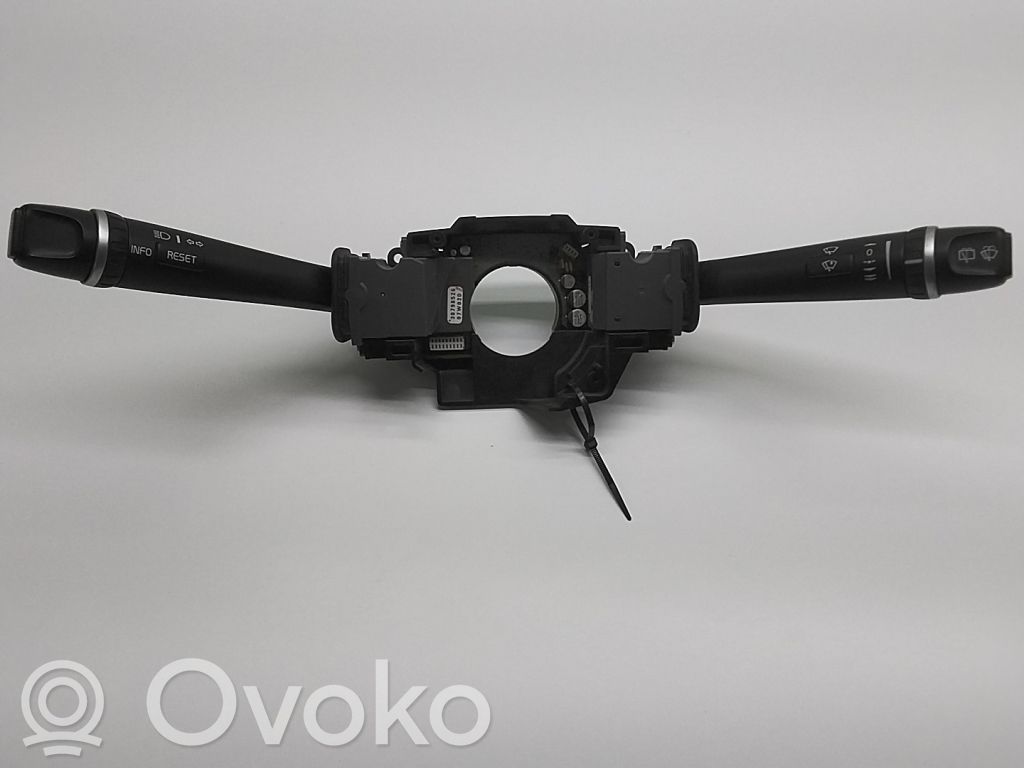 Volvo S60 Wiper turn signal indicator stalk/switch 