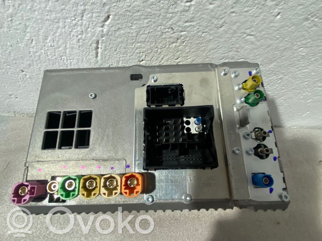 Panel / Radioodtwarzacz CD/DVD/GPS   6819950,CI6819950,250382,2894300