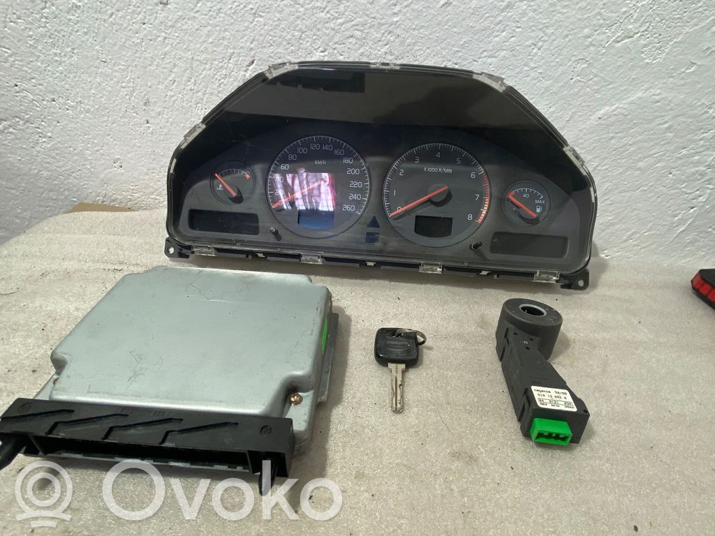 Komputer / Sterownik ECU i komplet kluczy   1928403486,0047259,69294150,51013002,9472449