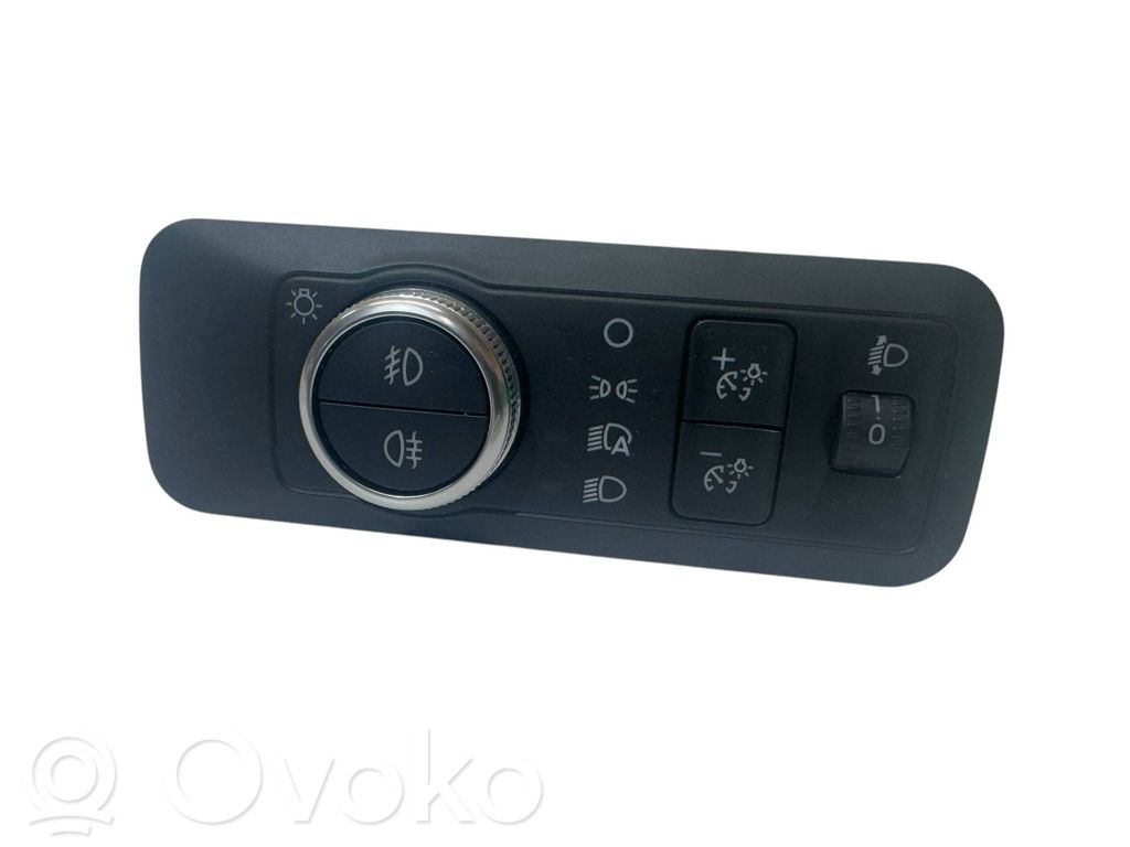 Ford Kuga III Light switch 