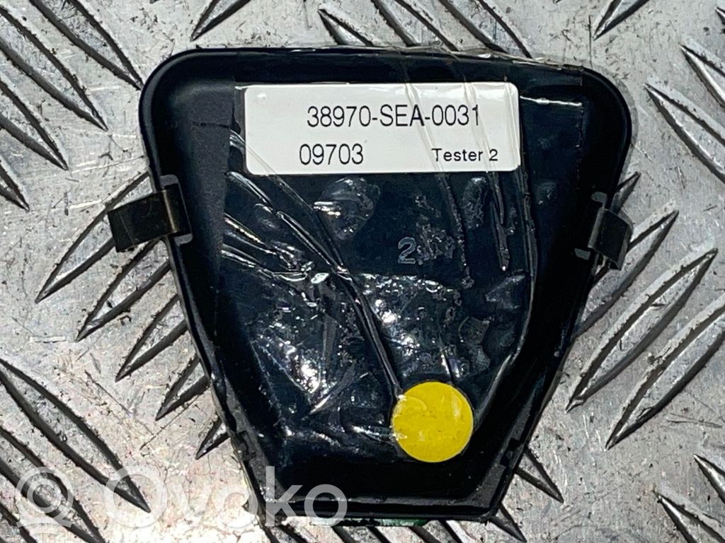 Honda Accord Sadetunnistin 