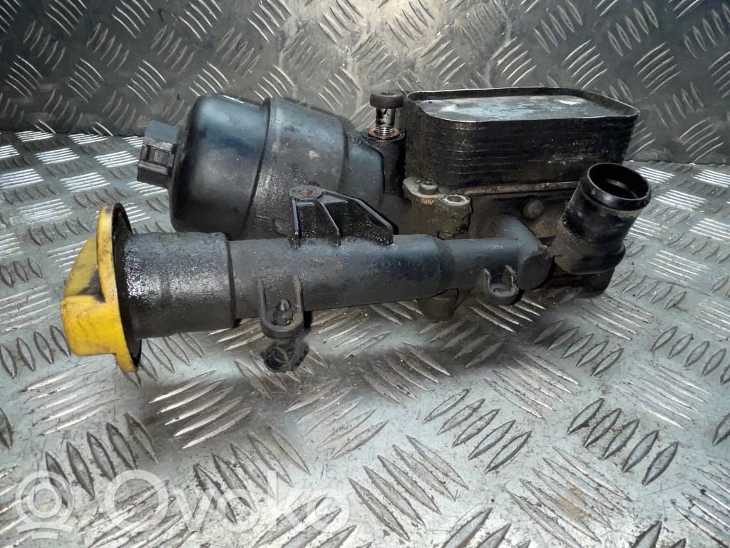 Opel Astra H Engine oil radiator 
