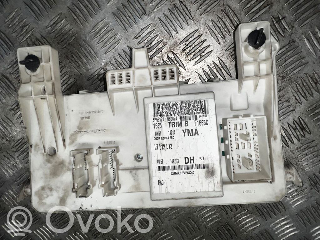 Módulo de fusible   97RA000001,97RA012018,30S519100705