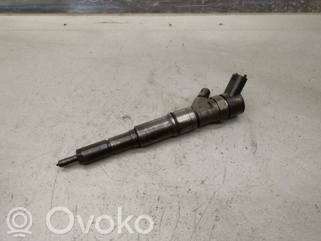 Fuel injector   0445110266,7785984