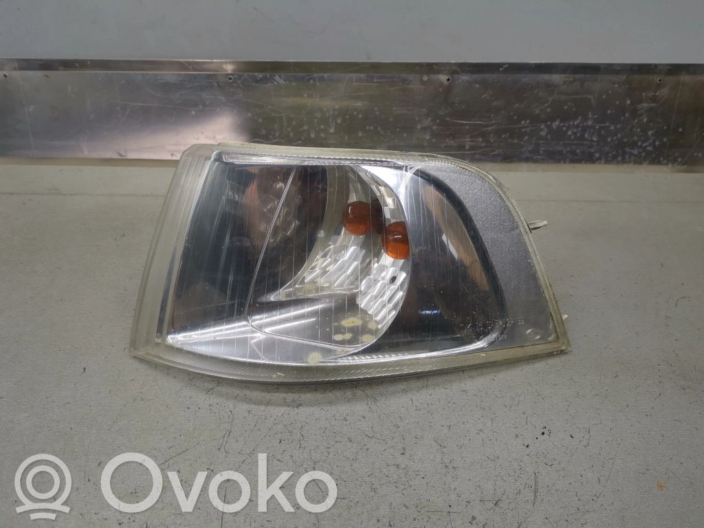 Volvo S40, V40 Front indicator light 