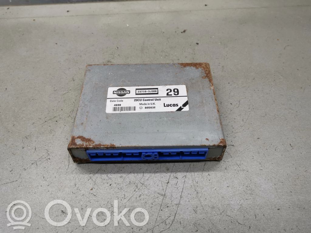Nissan Primera Engine control unit/module 