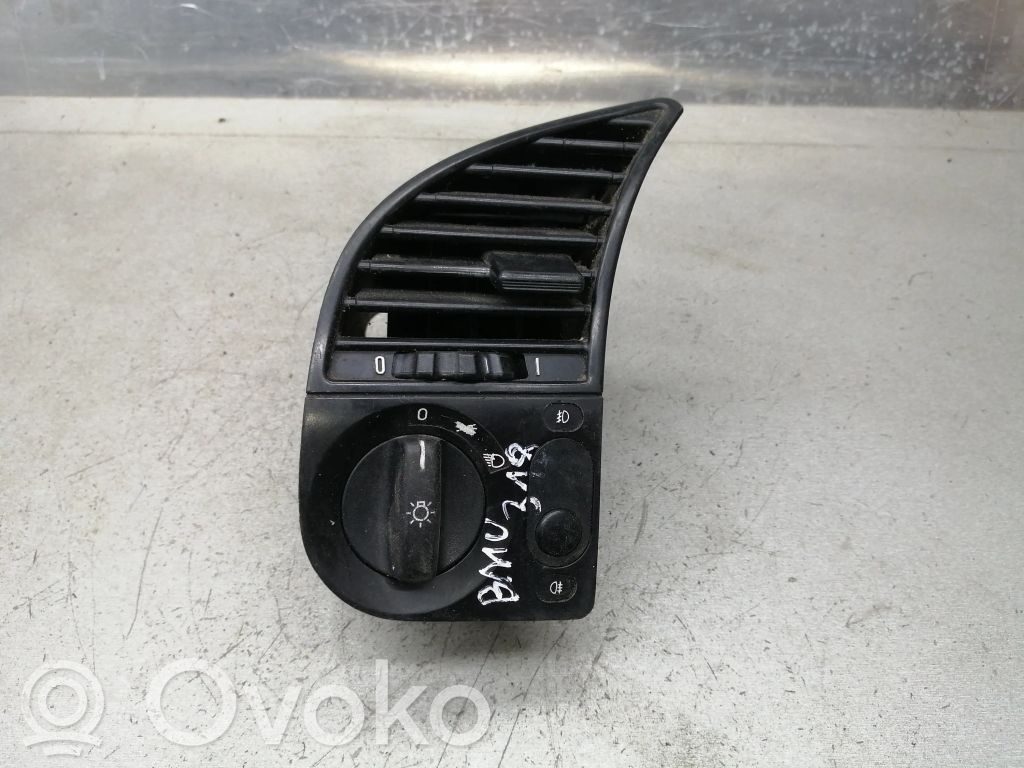 Light switch   1387051