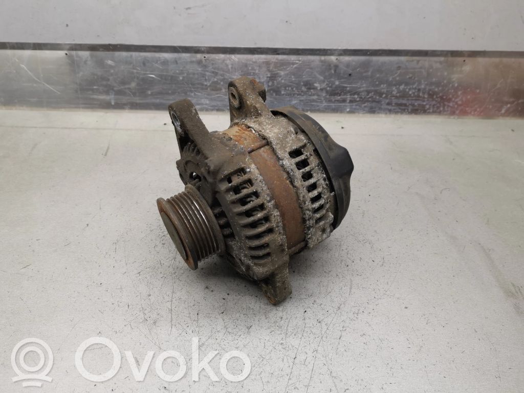 Toyota Corolla E120 E130 Генератор 