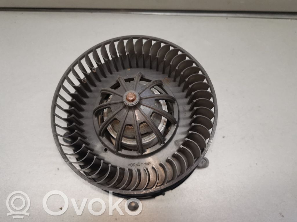 BMW 7 E65 E66 Pečiuko ventiliatorius/ putikas 