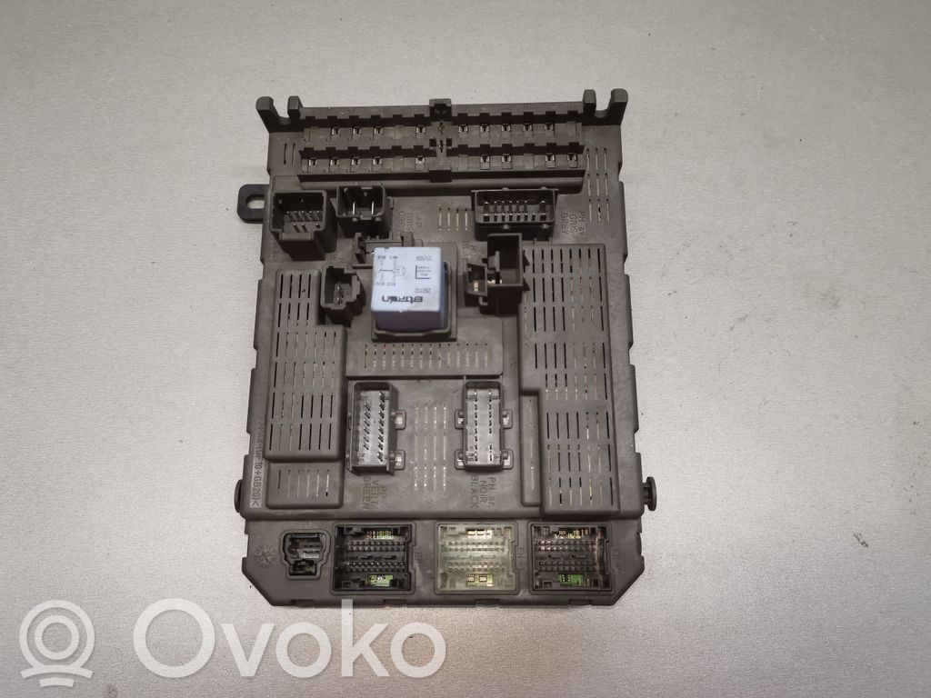Citroen C5 Module confort 