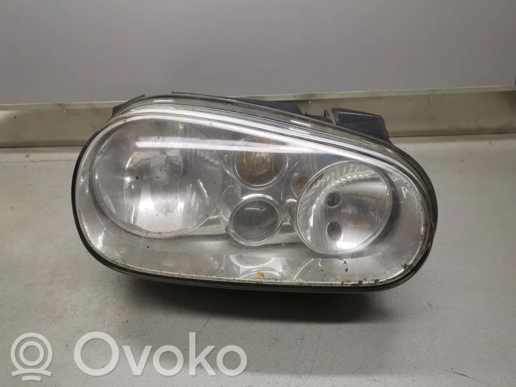 Volkswagen Golf IV Etu-/Ajovalo 