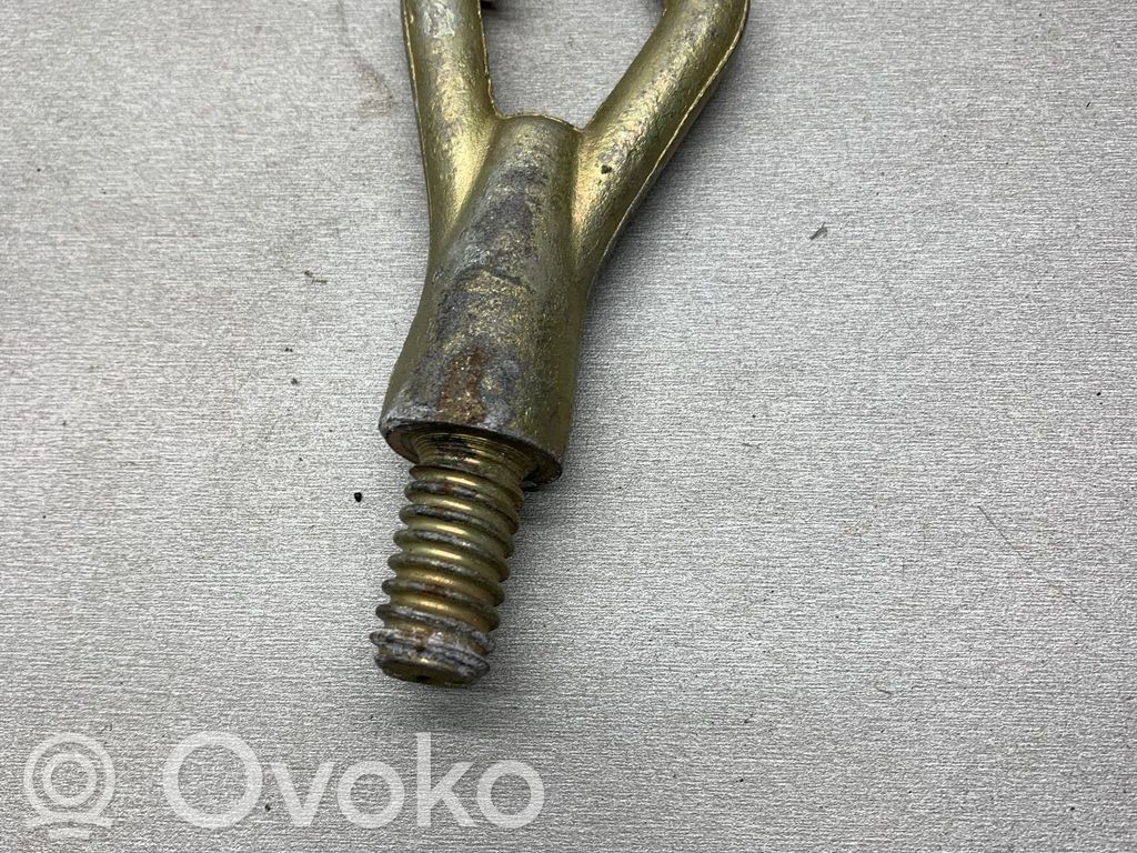 Towing hook eye   IS05422,1S05422