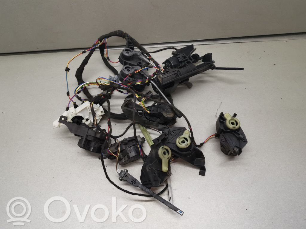BMW 7 E65 E66 Oro sklendės varikliukas 