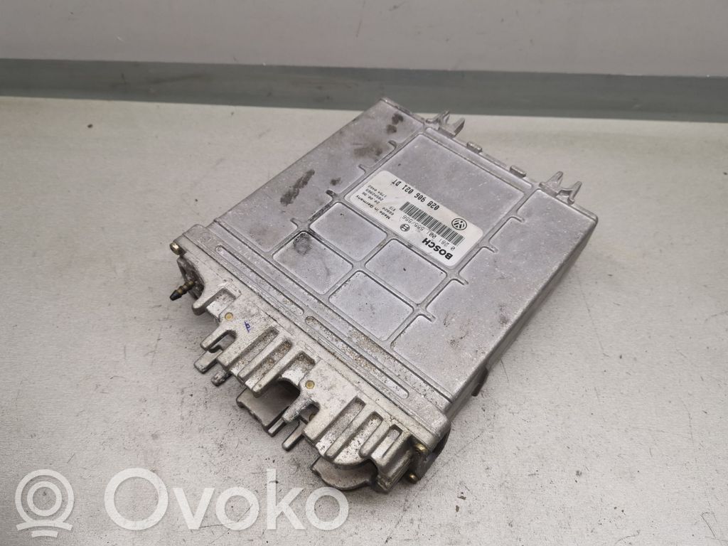Engine control unit/module   028906021DT,0281001555,0281001556