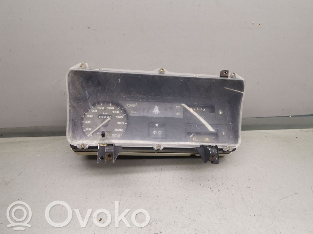 Ford Sierra Geschwindigkeitsmesser Cockpit 