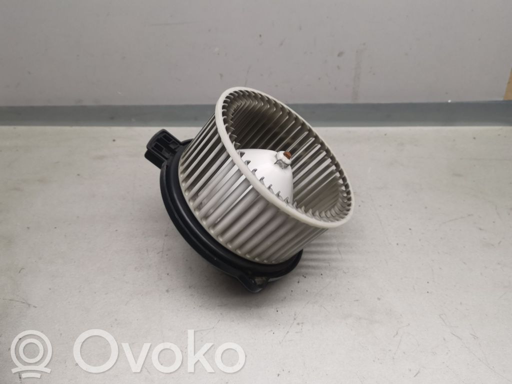 Mazā radiatora ventilators   8940000222