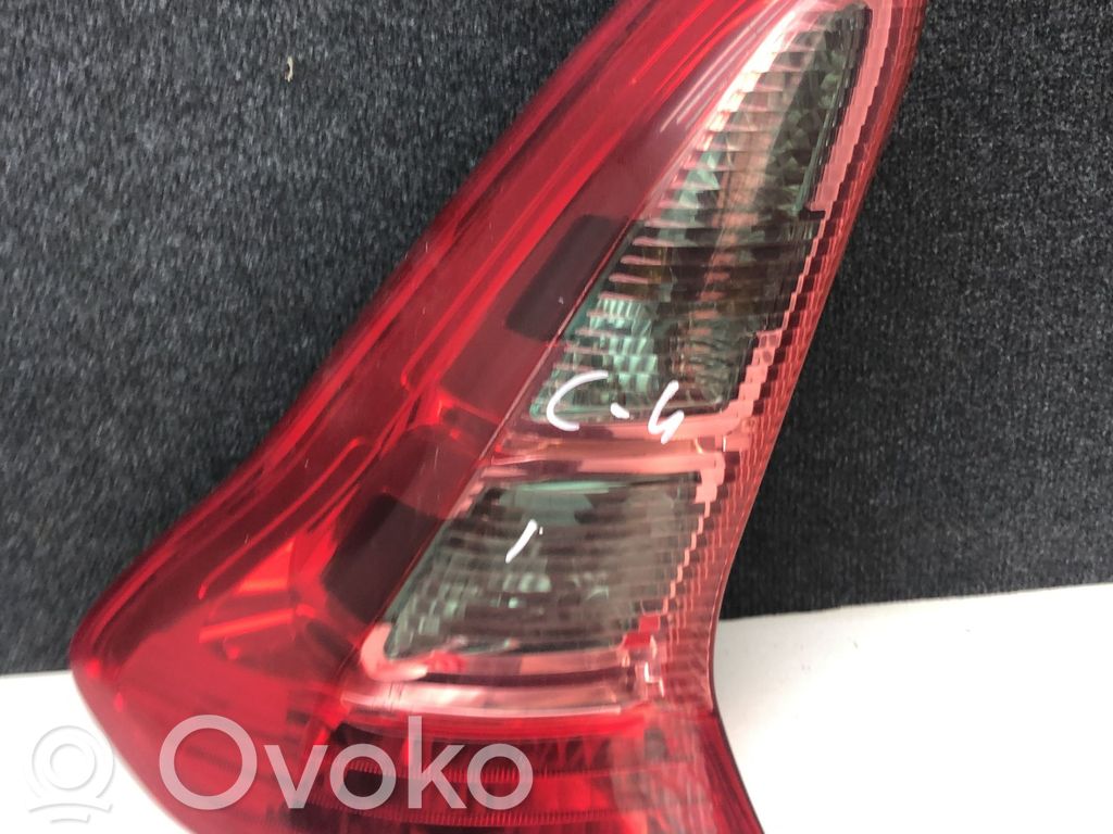 Rear/tail lights