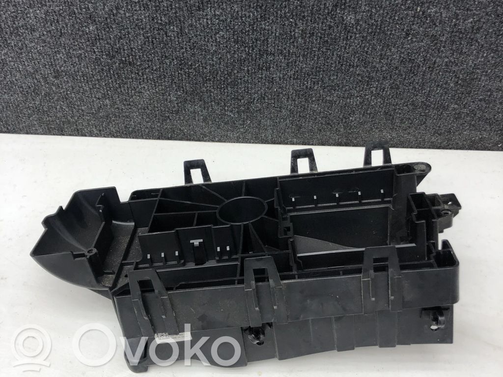 Opel Insignia A Batteriehalterung 