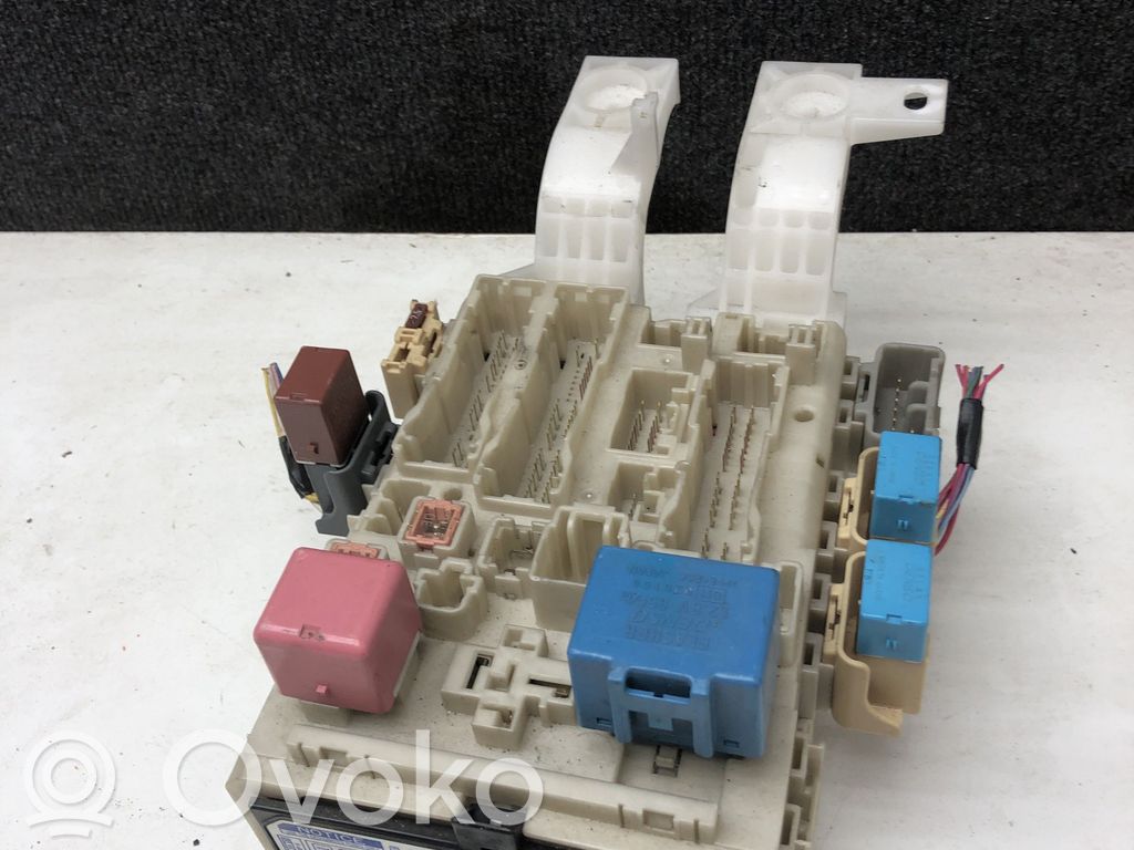 Toyota Yaris Fuse module 