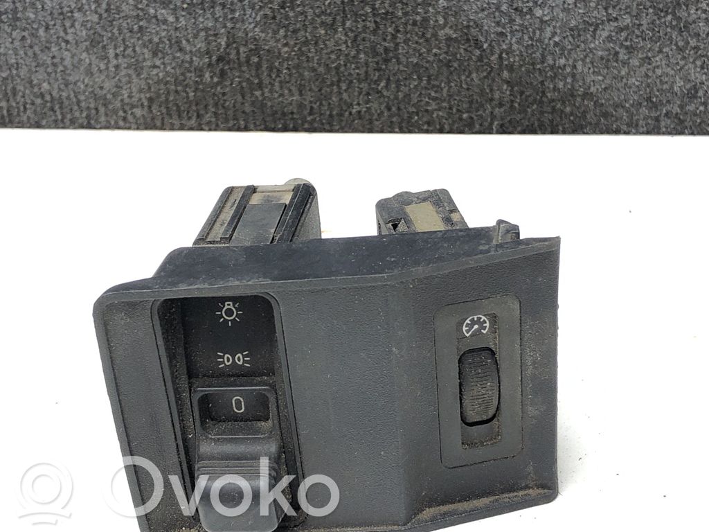 BMW 5 E34 Interruttore luci 