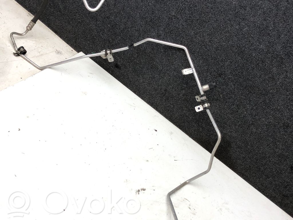 Renault Captur Ilmastointilaitteen putki (A/C) 