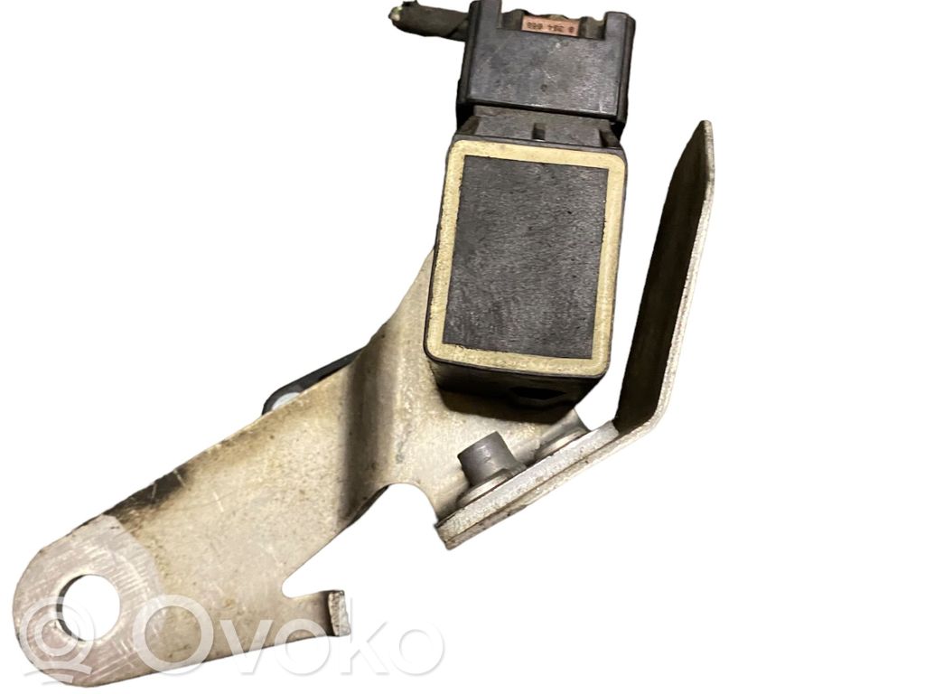 Ajovalon korkeusanturi   6784694