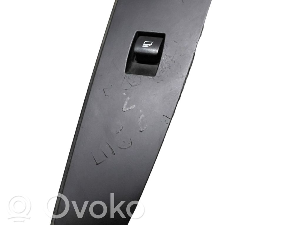 BMW 5 E60 E61 Electric window control switch 