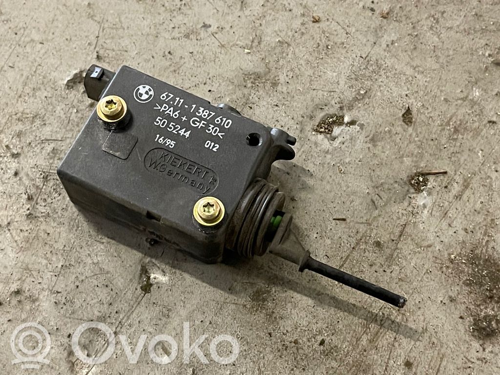BMW 3 E36 Motor de bloqueo de puertas 