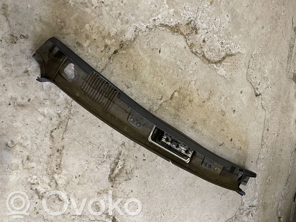 Apšvietimo konsolės apdaila   6962045