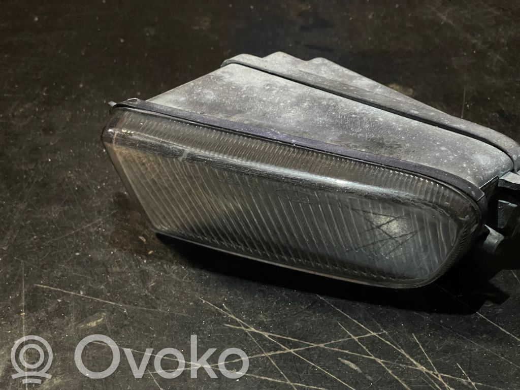 BMW 5 E39 Etusumuvalo 