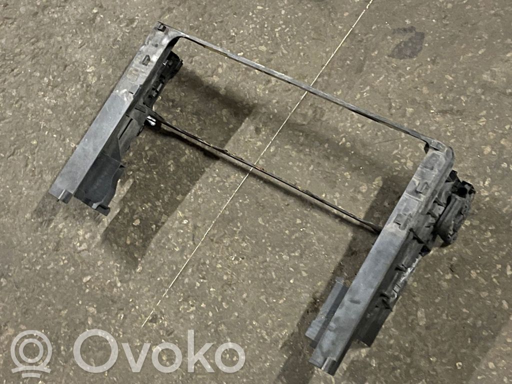BMW 5 F10 F11 Panel mocowania chłodnicy 