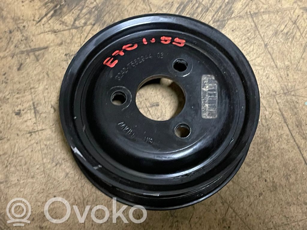 BMW X5 E70 Power steering pump pulley 