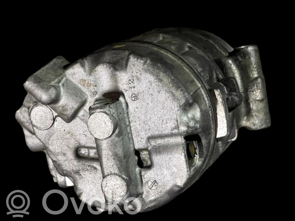 BMW X3 E83 Air conditioning (A/C) compressor (pump) 