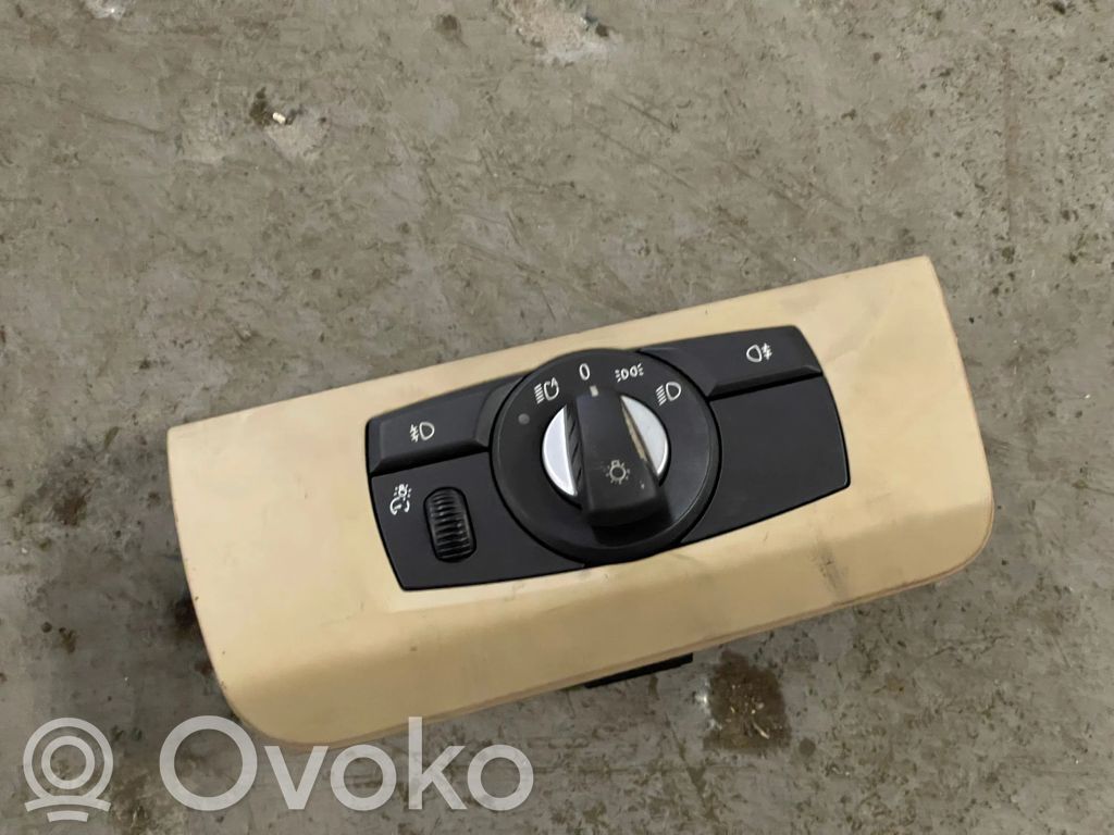 Light switch   9134726,33610201,3009091071186
