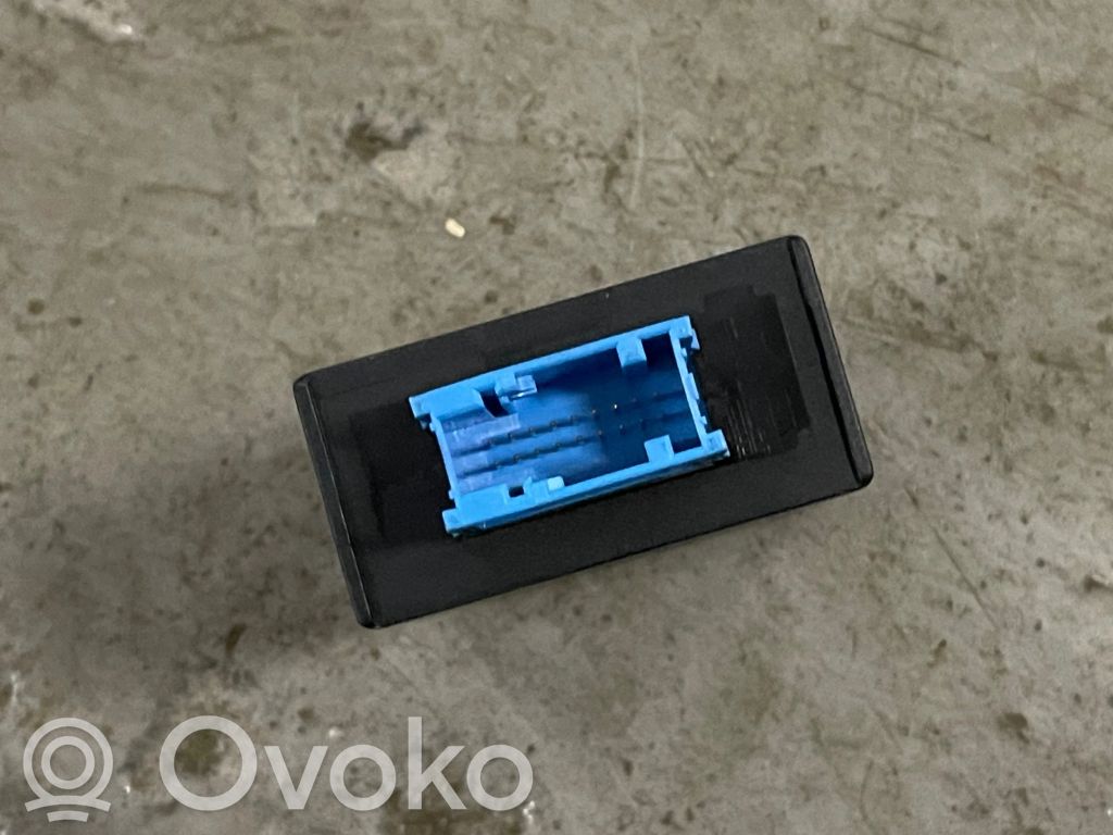 Module d'éclairage LCM   6934122,289289,037256054