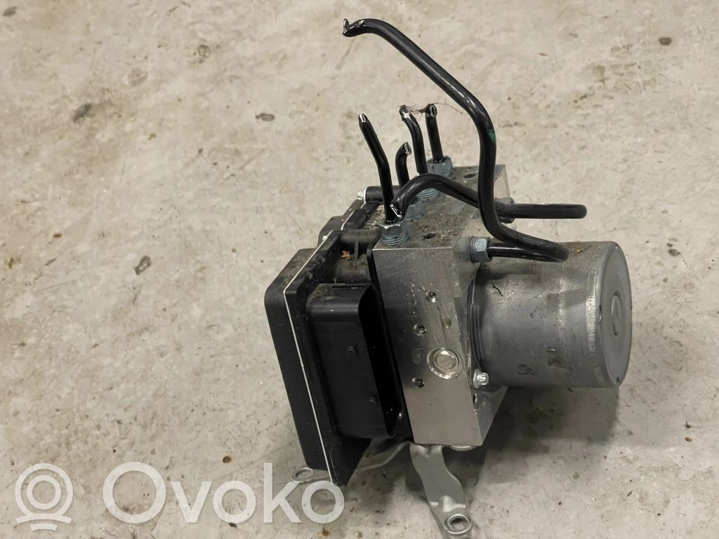 ABS-pumppu   6860214,6860215