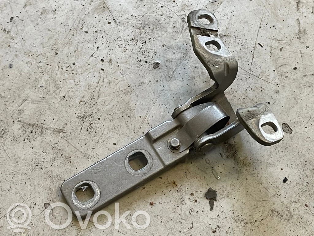 BMW X5 E70 Loading door upper hinge 