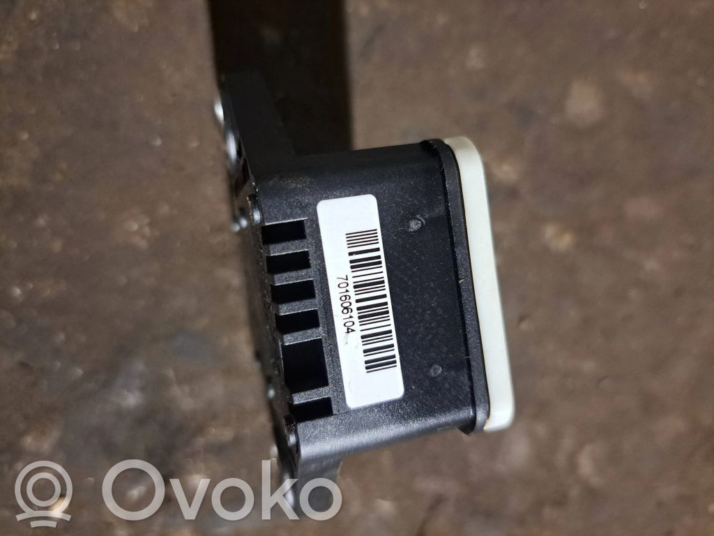 BMW X3 E83 ESP acceleration yaw rate sensor 