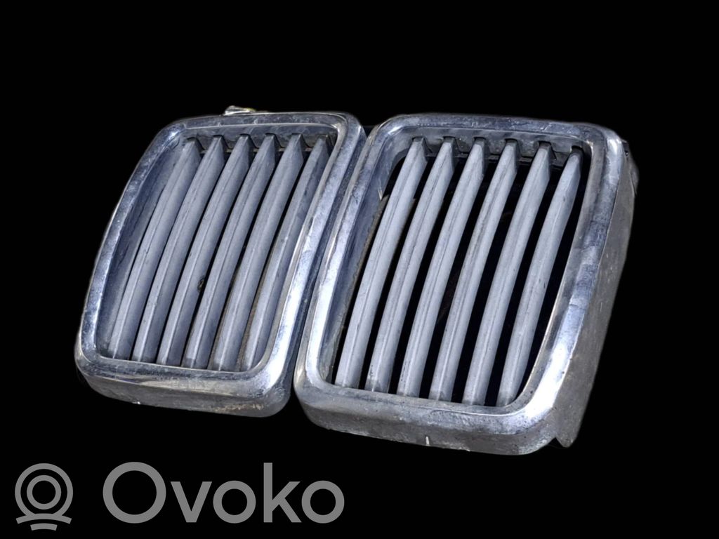 BMW 3 E30 Front grill 