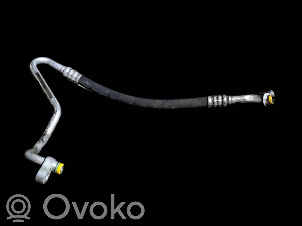 BMW 5 E60 E61 Ilmastointilaitteen putki (A/C) 