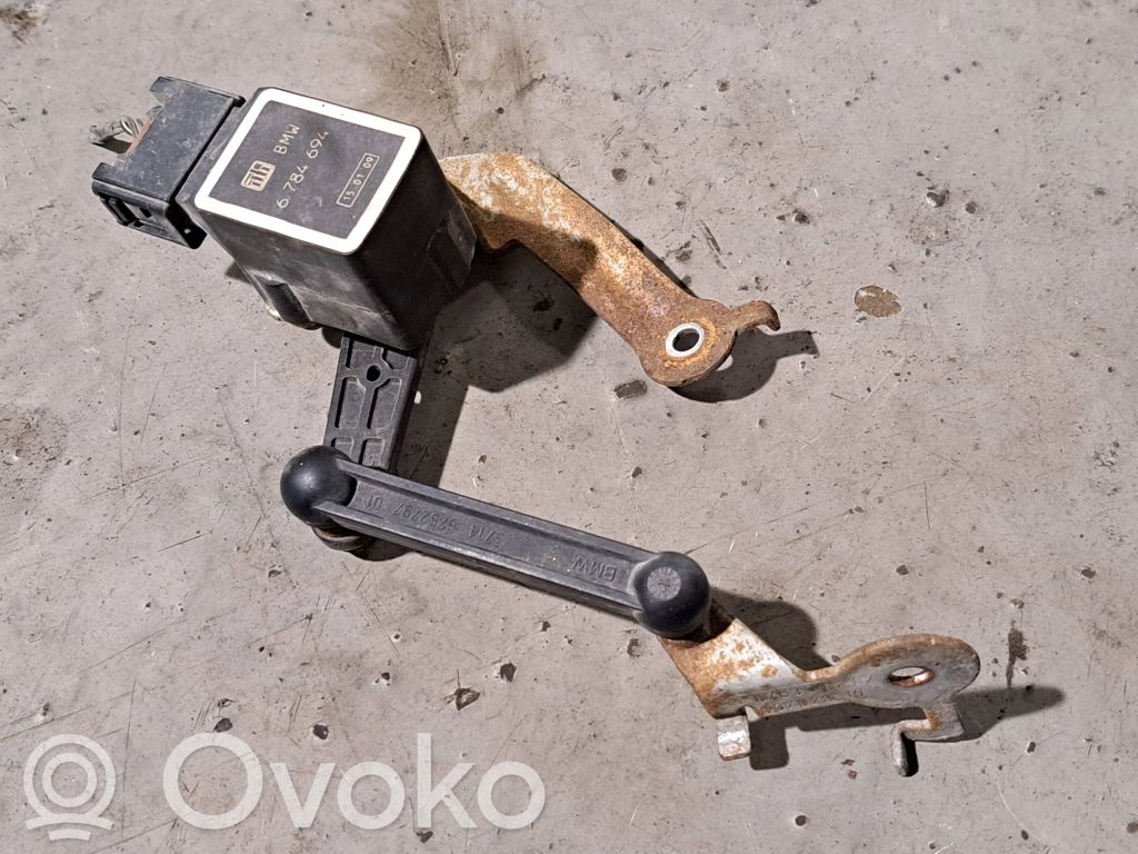Headlight/headlamp level sensor   6784694