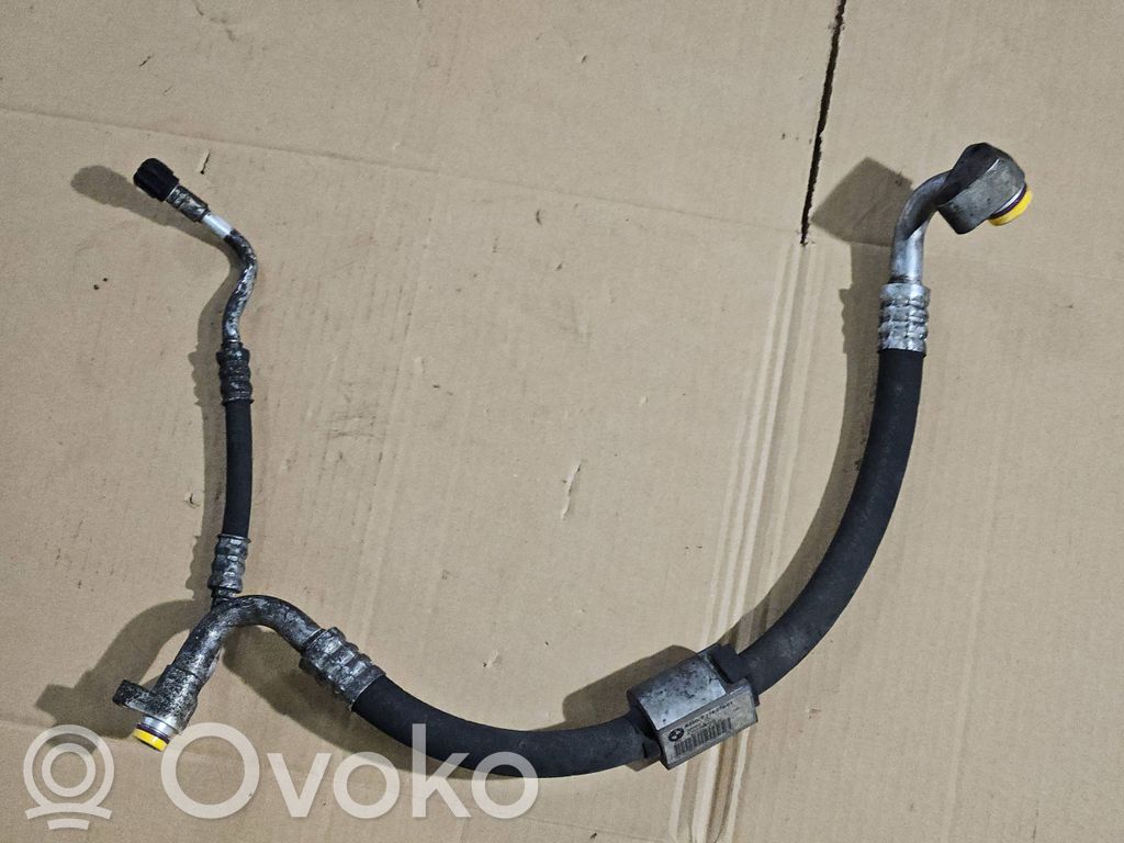 BMW 1 E82 E88 Ilmastointilaitteen putki (A/C) 