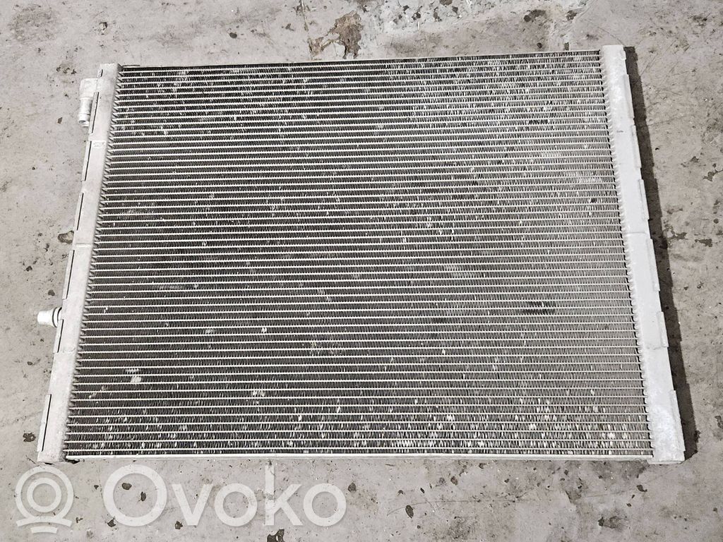 Coolant radiator   7576273,P5666007
